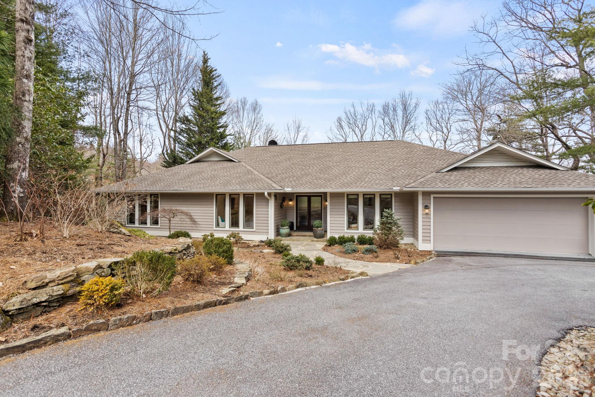 171 Old Hillside Lane, Flat Rock, NC. property listing photo