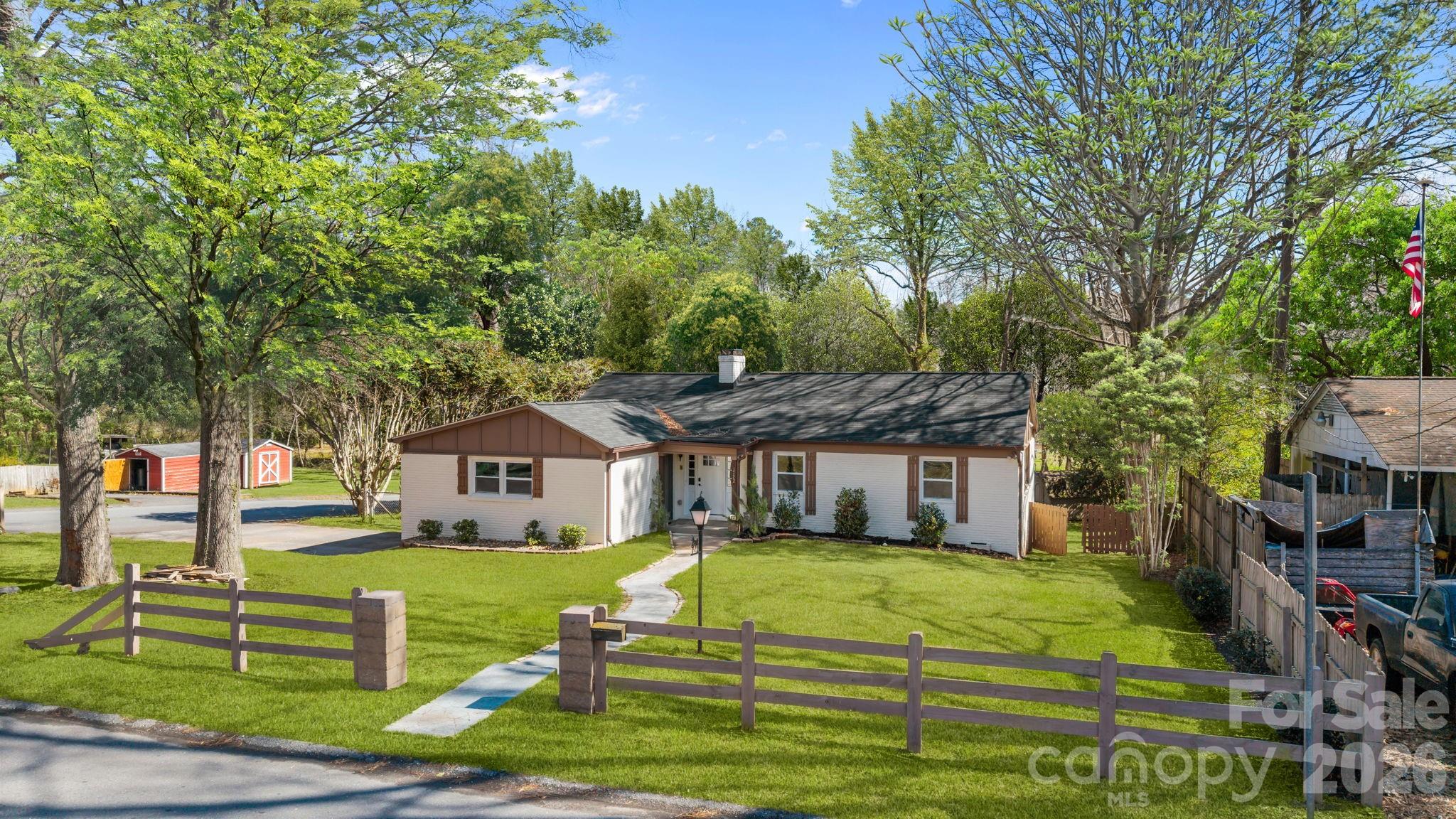 1722 Hartford Drive, Gastonia, NC. property listing photo