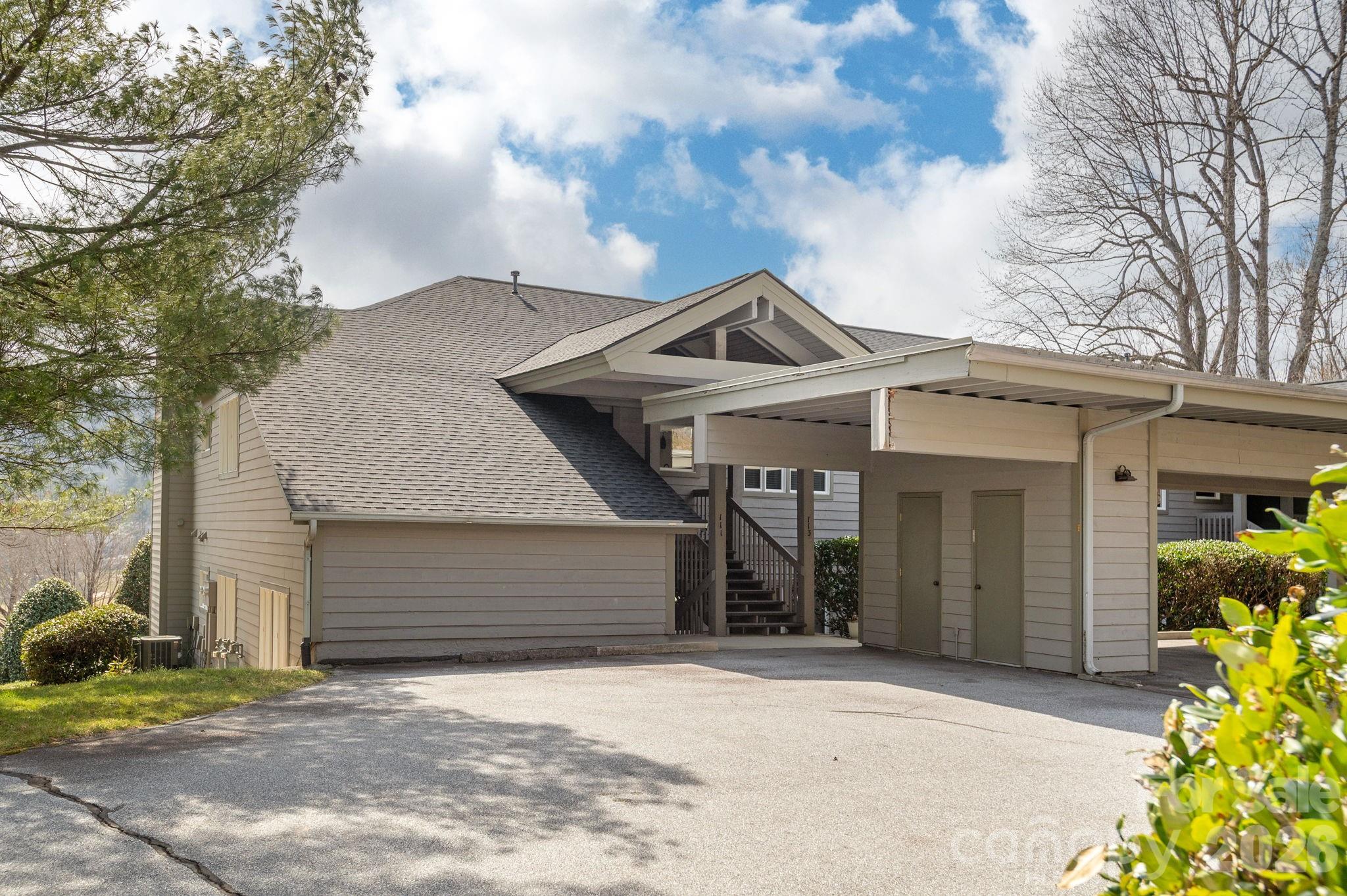 111 BLUFFVIEW Lane, Flat Rock, NC. property listing photo