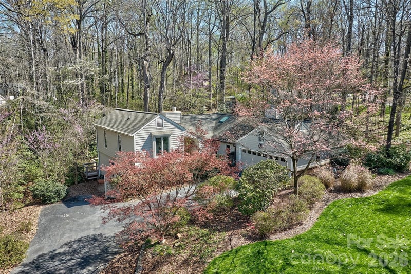 31 Fairway Ridge, Lake Wylie, SC - 3 beds, 3 baths, 2,201 sqft - $574,000