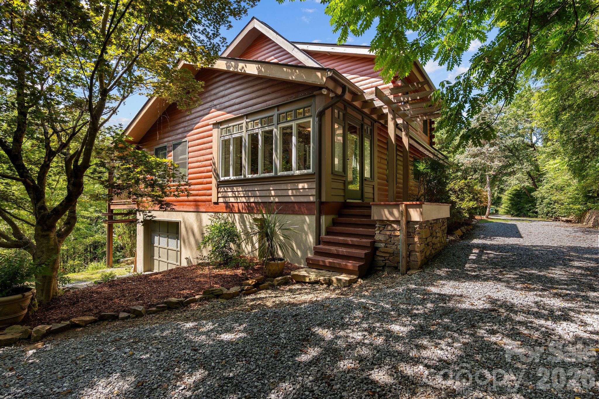 150 Avondale Ridge Road, Asheville, NC. property listing photo