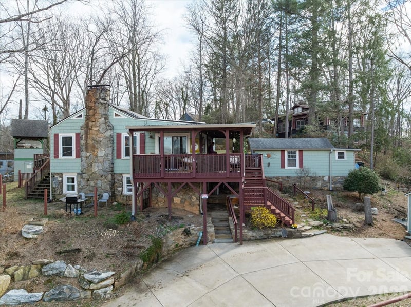 61 Hibriten Drive, Asheville, NC - 3 beds, 3 baths, 1,655 sqft - $829,000