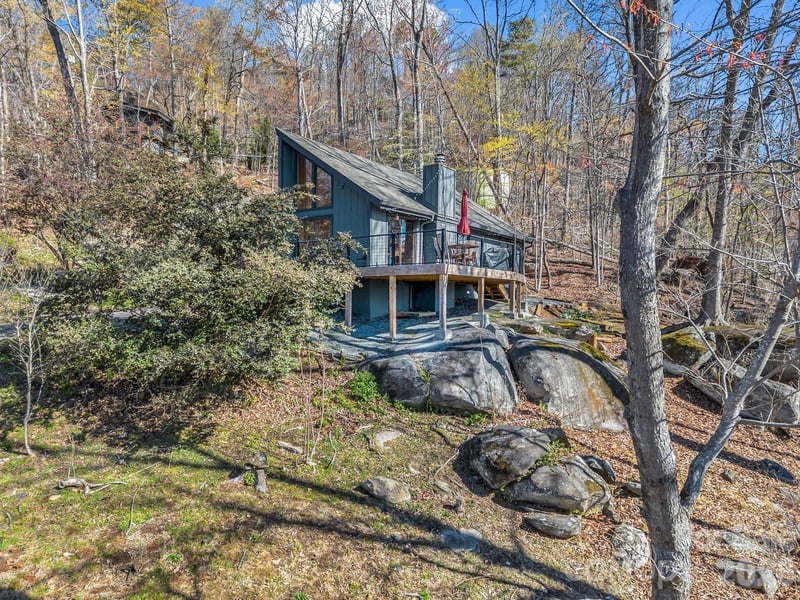 456 Youngs Mountain Drive, Lake Lure, NC - 3 beds, 2 baths, 1,269 sqft - $430,000