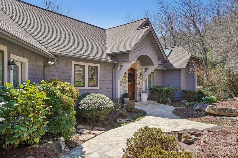 133 Falls Summit, Hendersonville, NC - 3 beds, 4 baths, 4,045 sqft - $1,949,000