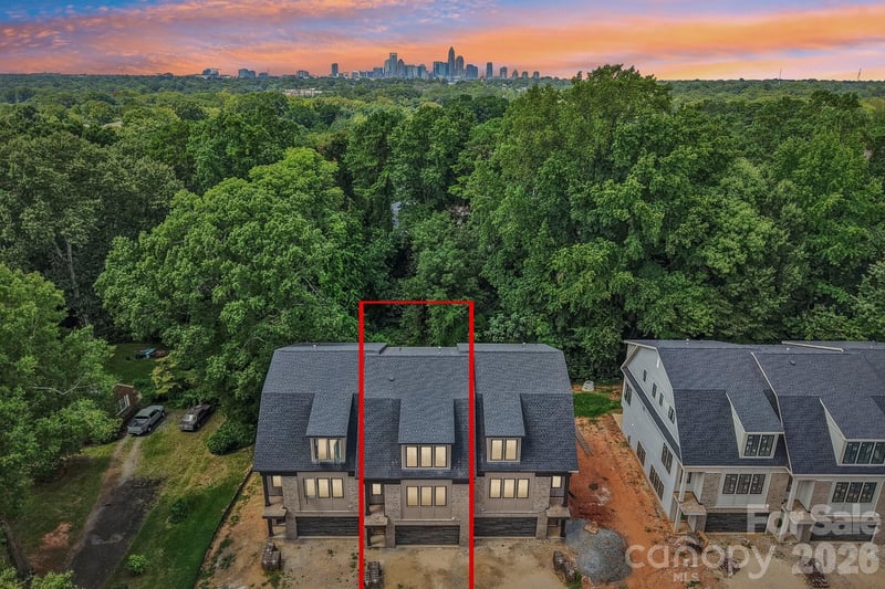 1539 Crystal Road, Charlotte, NC - 4 beds, 3.5 baths, 2,980 sqft - $946,000