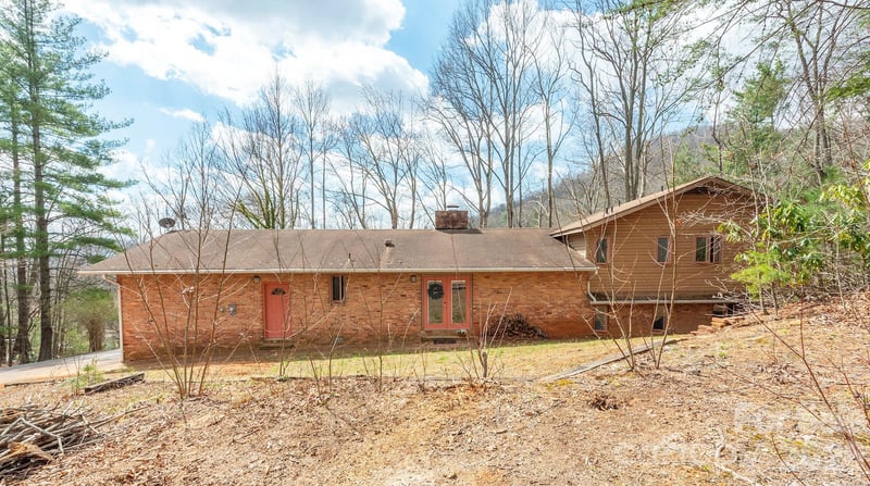118 Richard, Black Mountain, NC - 4 beds, 3 baths, 2,467 sqft - $565,000