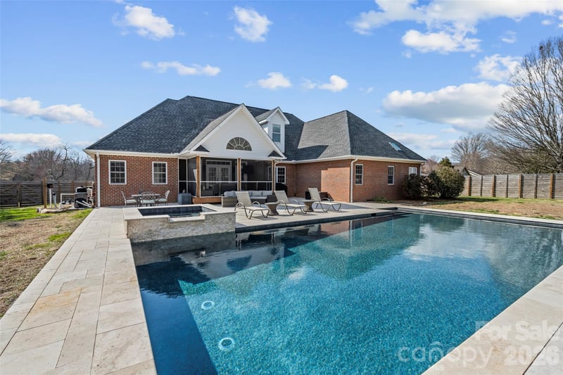 719 Neely Road, Brevard, NC - 5 beds, 4.5 baths, 2,907 sqft - $899,000