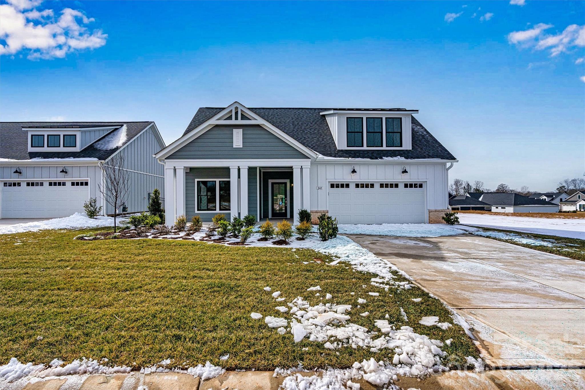 167 Alenda Lux Circle, Mooresville, NC. property listing photo