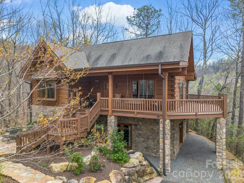 294 Verbena Drive, Black Mountain, NC - 2 beds, 2 baths, 2,132 sqft - $649,500