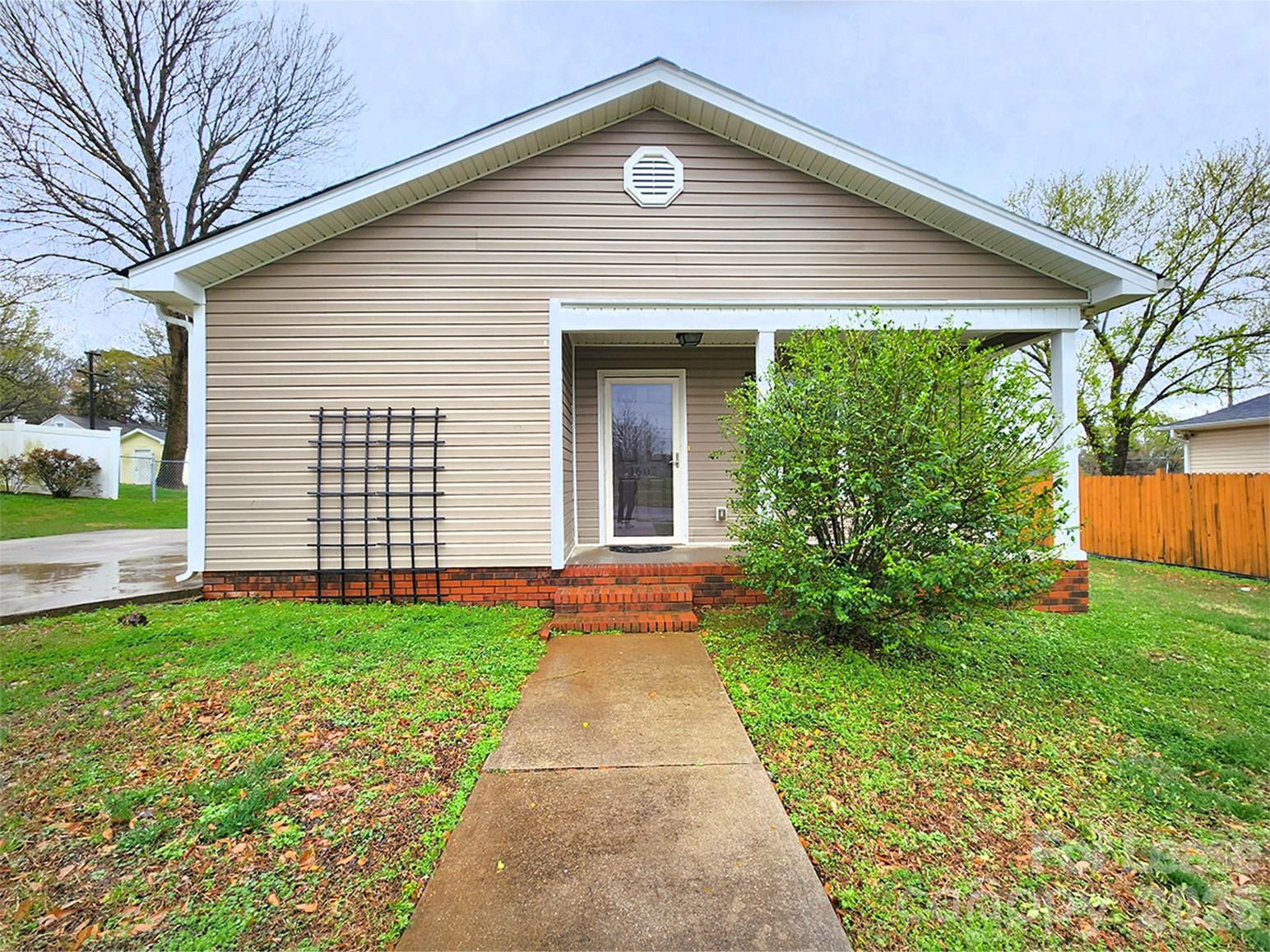 1607 Parkdale Avenue, Gastonia, NC. property listing photo