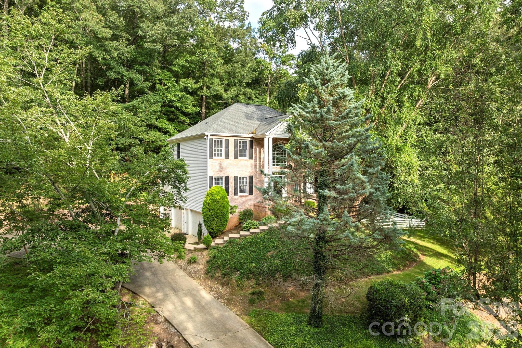 314 Sweetwater Hills Drive, Hendersonville, NC. property listing photo