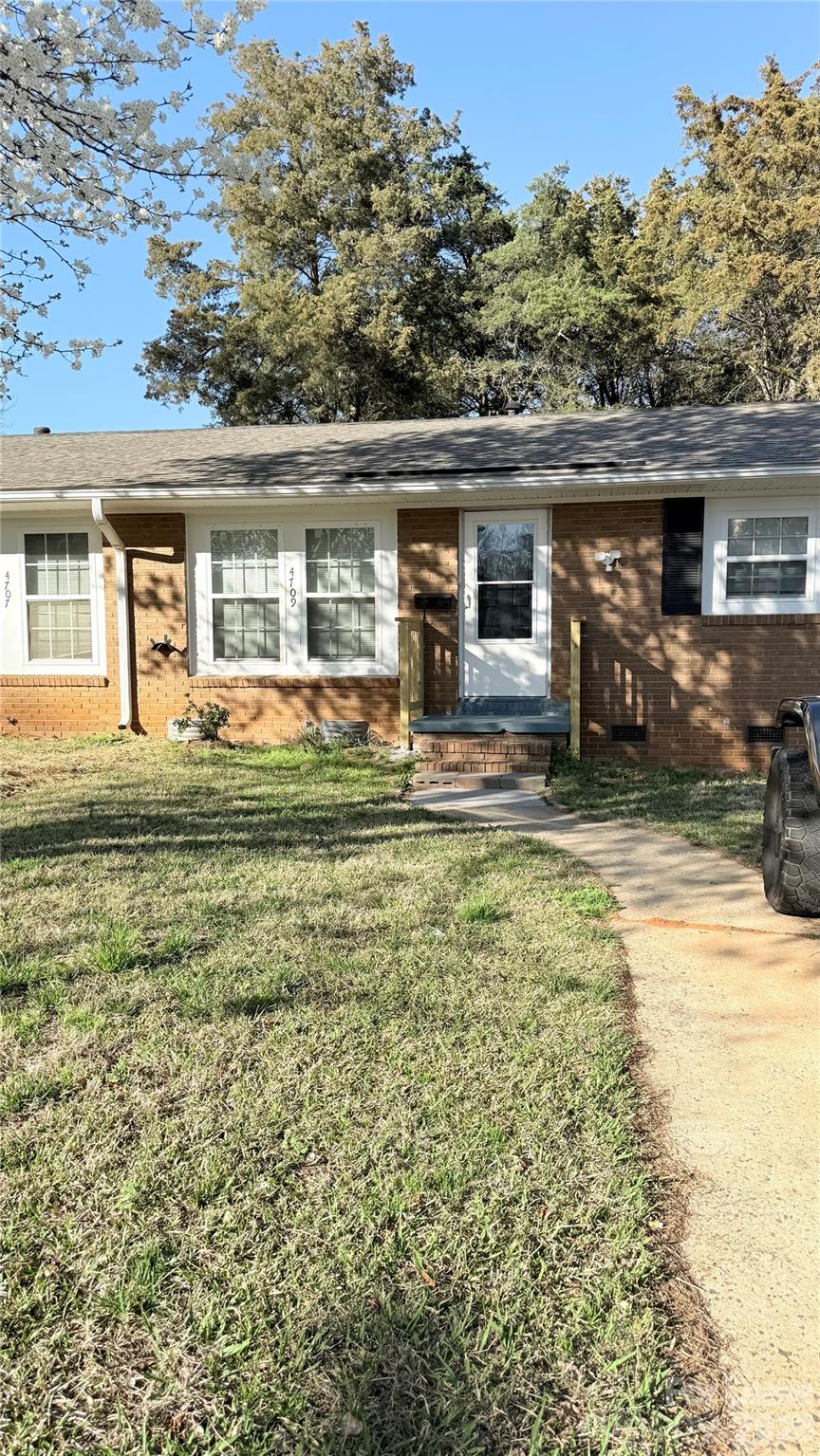 4707 Americana Avenue, Charlotte, NC. property listing photo