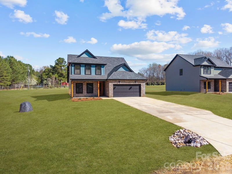 1030 Gibson Road, Salisbury, NC - 4 beds, 3.5 baths, 2,470 sqft - $535,000