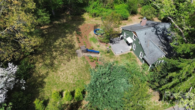 1 Ridgefield, Asheville, NC - 4 beds, 3 baths, 2,271 sqft - $795,000