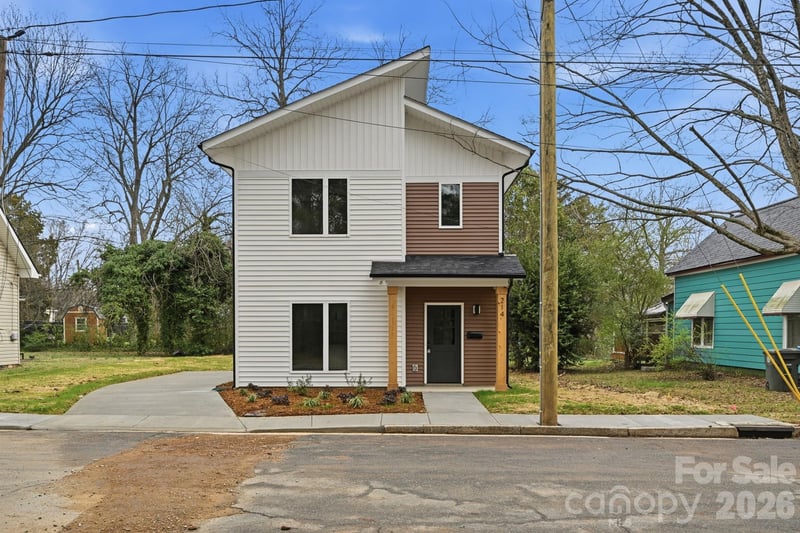 214 Chestnut Street, Salisbury, NC - 3 beds, 2.5 baths, 1,400 sqft - $254,900