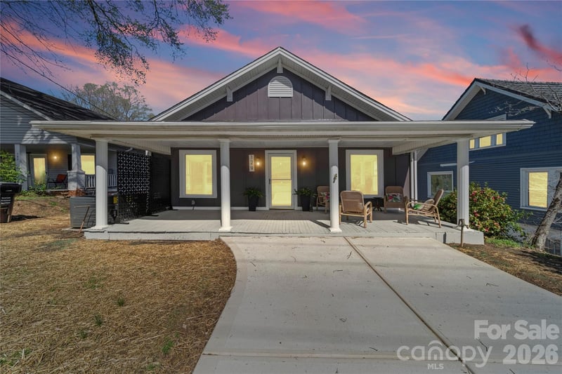 129 Corban Avenue SE Apt 6, Concord, NC - 4 beds, 2.5 baths, 2,527 sqft - $550,000
