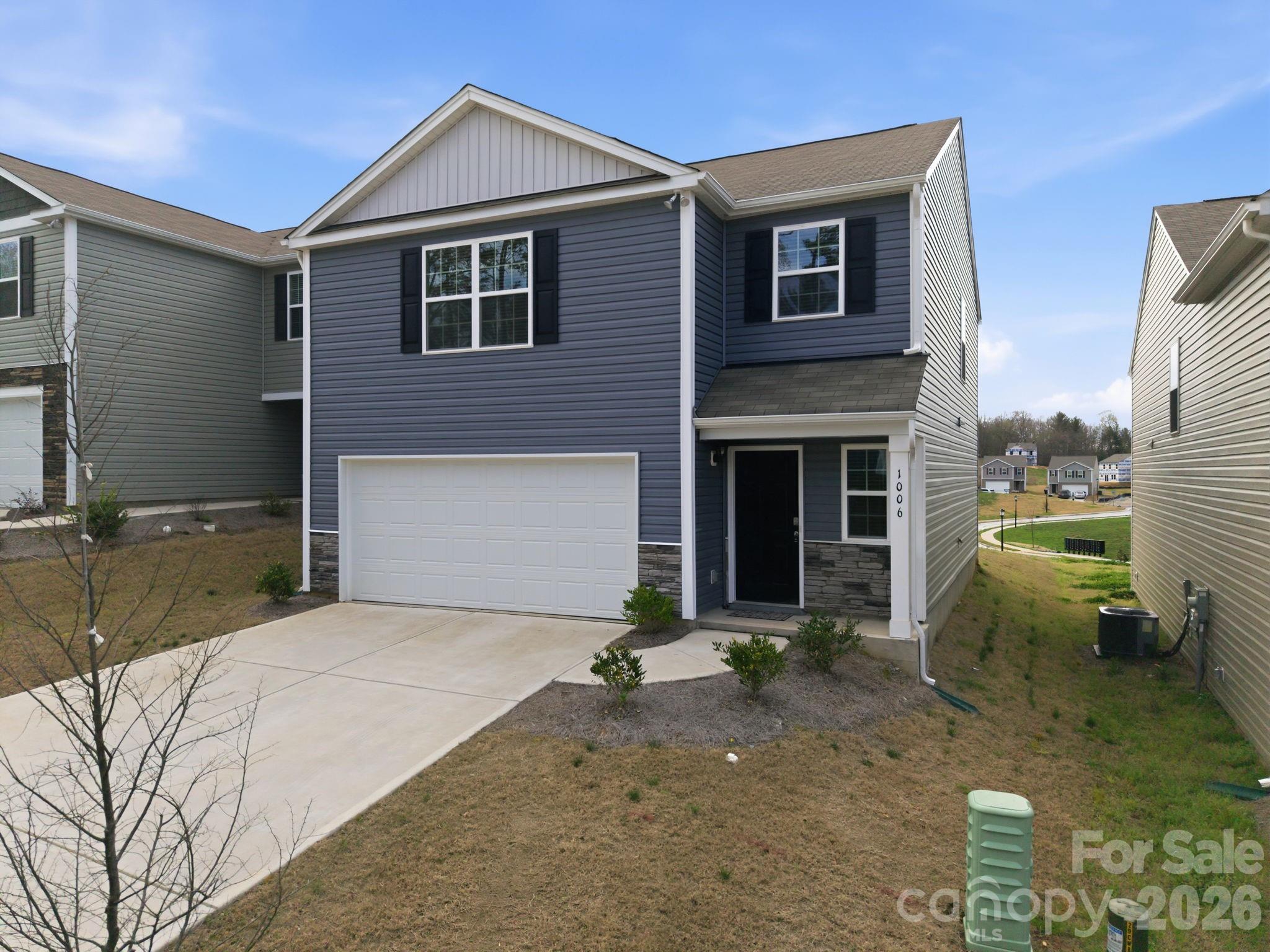 1006 20th Avenue Loop SE, Hickory, NC. property listing photo