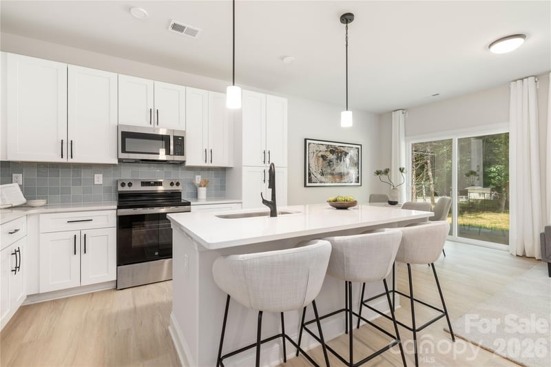 2948/2950 Reid, Charlotte, NC - 6 beds, 0 baths, 2,646 sqft - $650,000