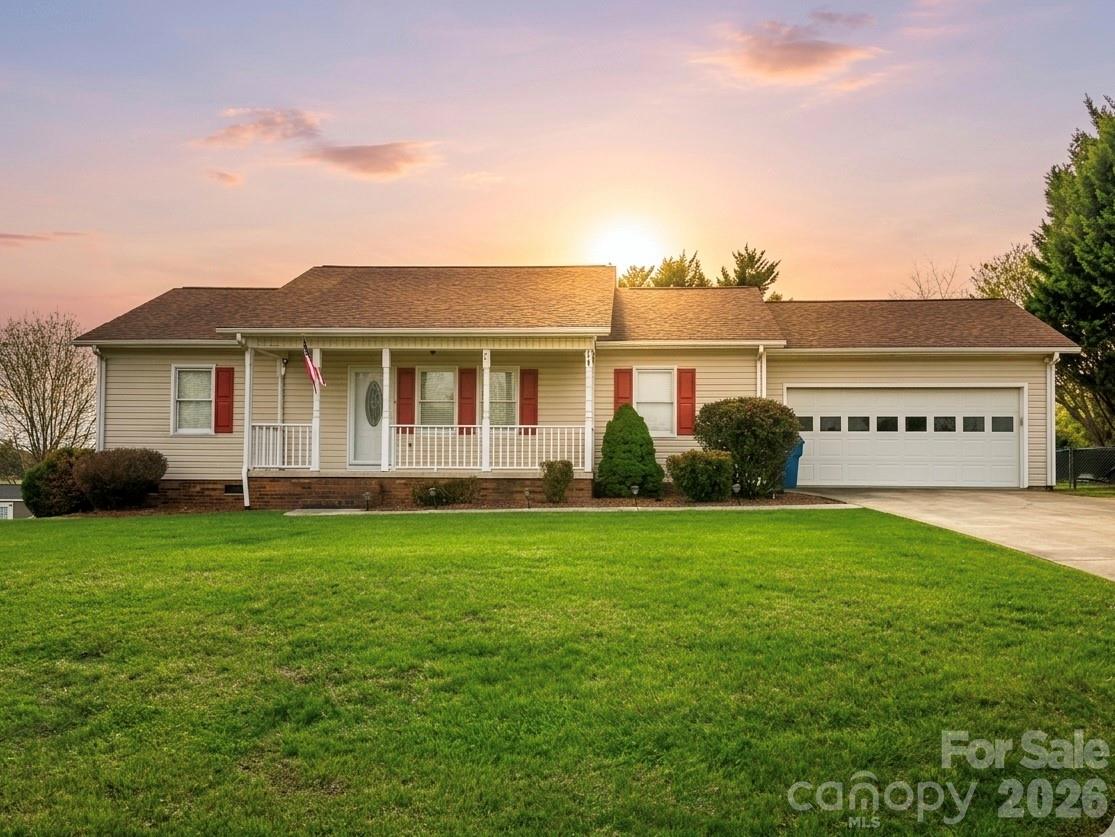 238 Dogwood Acres Lane, Taylorsville, NC. property listing photo
