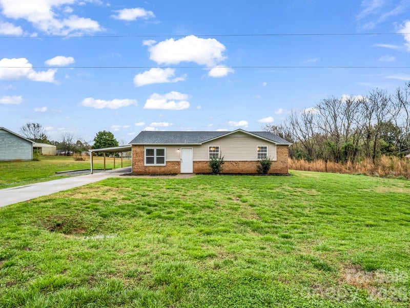 313 Harrill, Forest City, NC - 3 beds, 2 baths, 1,216 sqft - $215,000