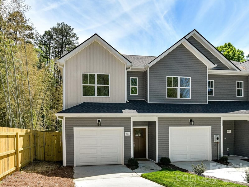 651 Stillgreen Lane, Charlotte, NC - 3 beds, 2.5 baths, 1,337 sqft - $299,900
