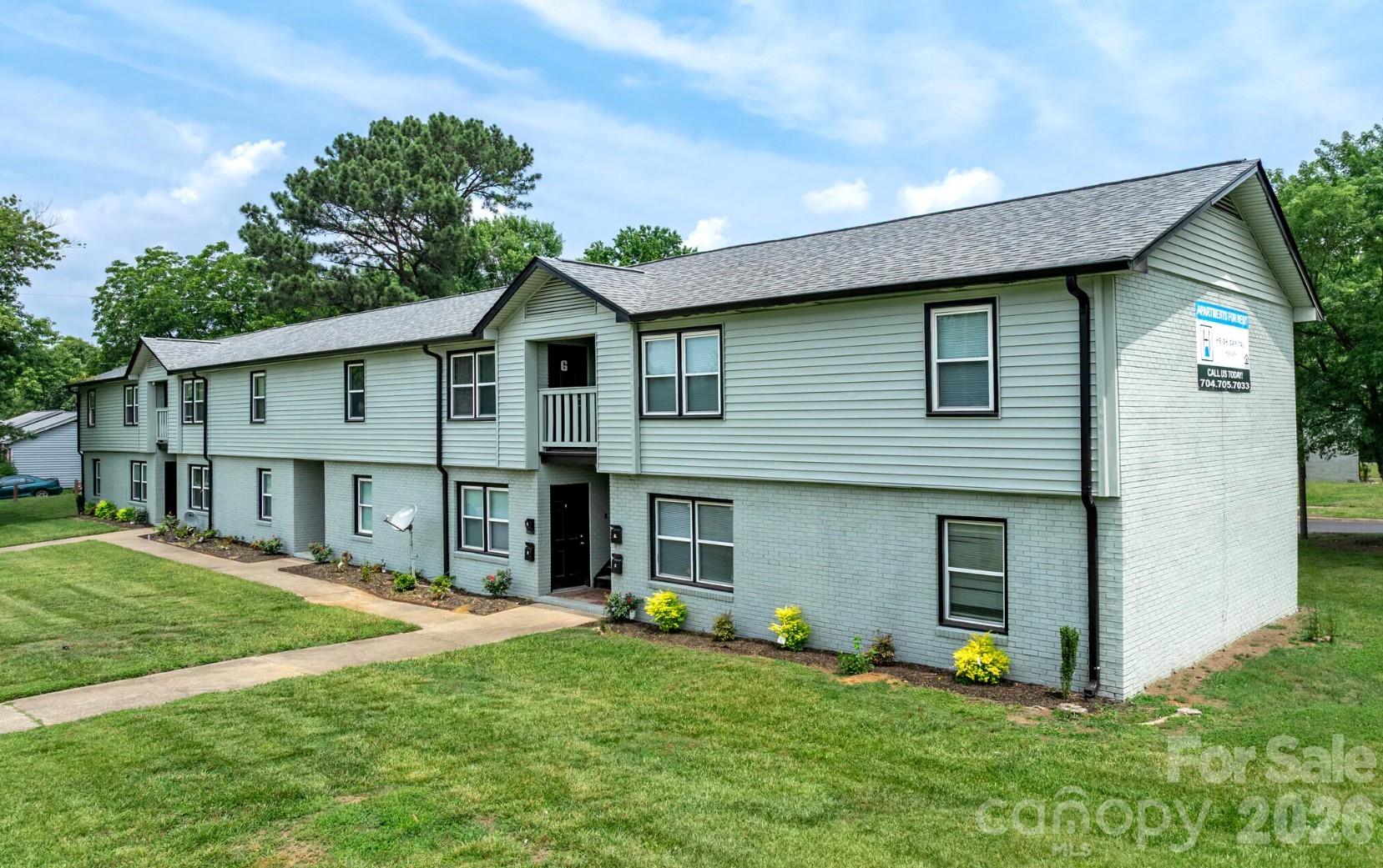 2607 Cedarhurst, Charlotte, NC. property listing photo