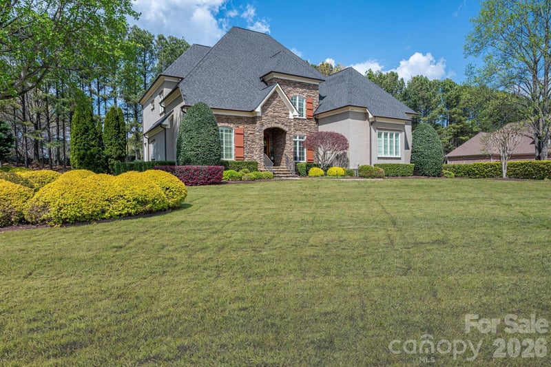 169 Cape Cod Way, Mooresville, NC - 4 beds, 4.5 baths, 4,654 sqft - $1,569,000