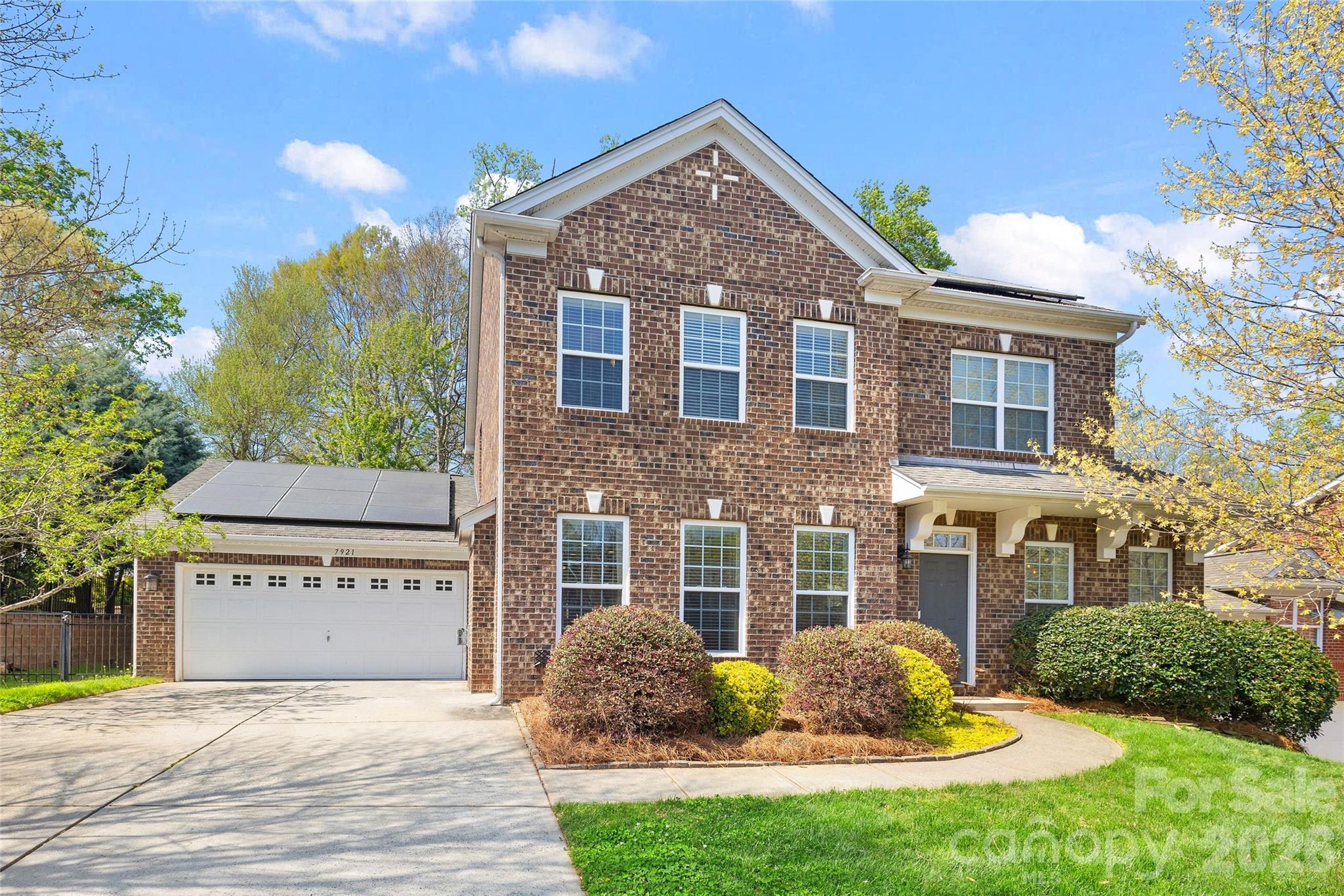7921 Rolling Creek Court, Charlotte, NC. property listing photo