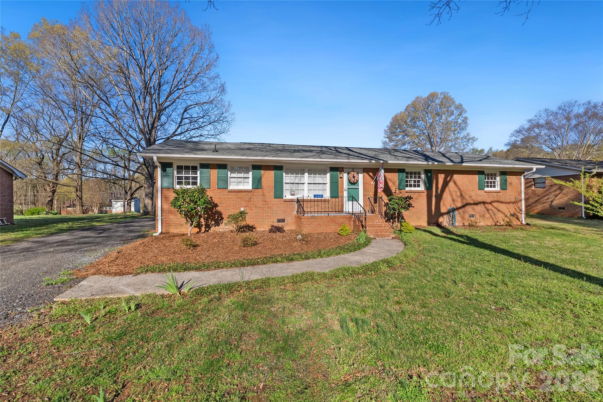 16409 Thompson, Mint Hill, NC. property listing photo