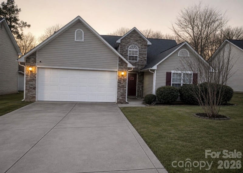 2636 Thistle Brook Drive, Concord, NC - 3 beds, 2 baths, 1,235 sqft - $260,000