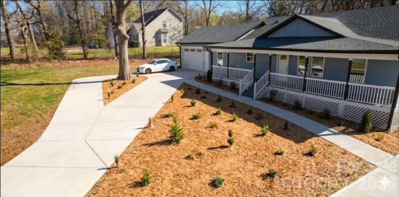 922 Marshville Olive Branch, Marshville, NC - 3 beds, 2 baths, 1,884 sqft - $400,000