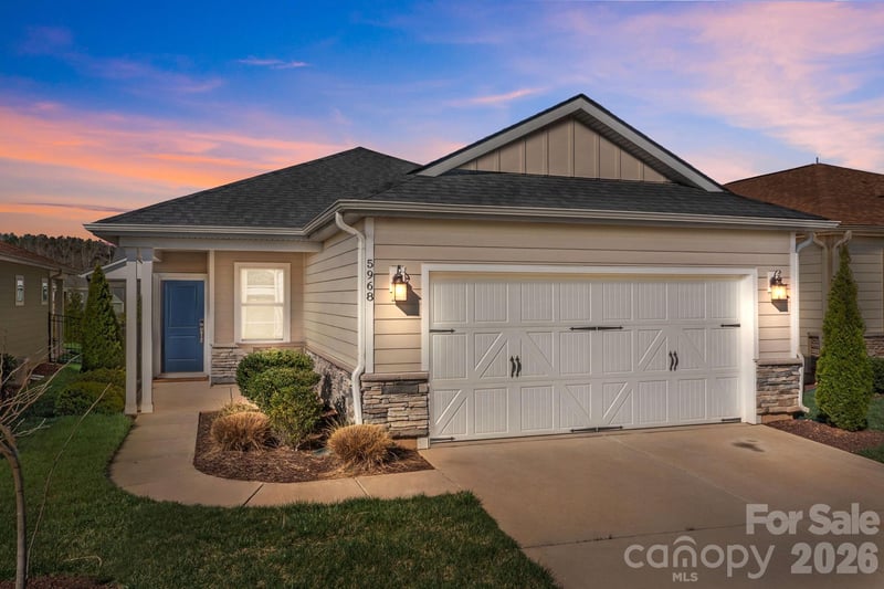 5968 Pier, Denver, NC - 2 beds, 2 baths, 1,493 sqft - $430,000