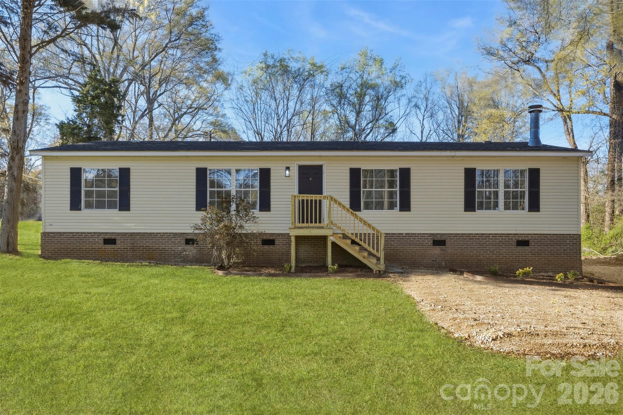 1123 Dallas Stanley Highway, Dallas, NC — property listing photo