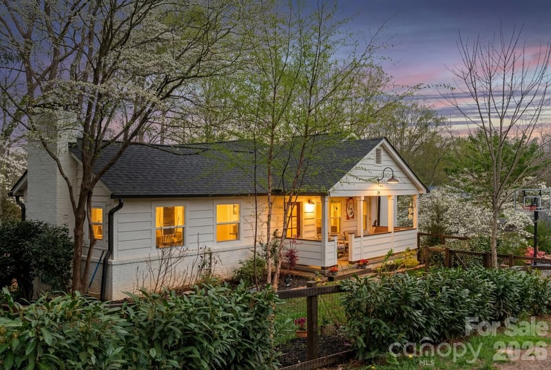 24 Dellwood Street, Asheville, NC - 5 beds, 3 baths, 2,746 sqft - $875,000
