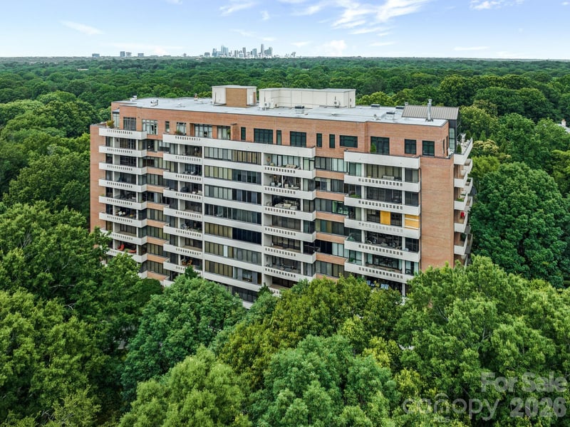 2633 Richardson Drive Apt 8B, Charlotte, NC - 3 beds, 3.5 baths, 2,564 sqft - $1,400,000