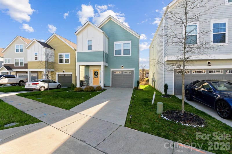 9022 Henry Thoreau Road, Charlotte, NC - 3 beds, 2.5 baths, 1,726 sqft - $365,000