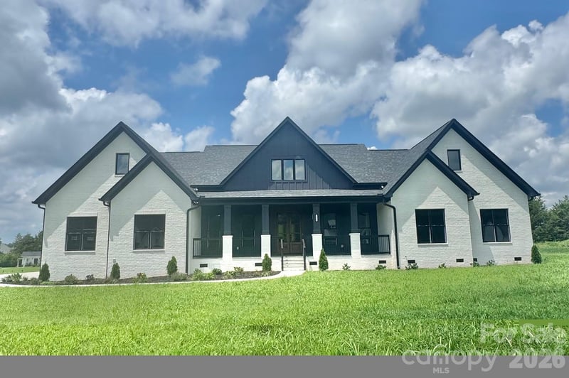 254 Triple Ponds Court, Clover, SC - 4 beds, 4.5 baths, 3,891 sqft - $1,015,000