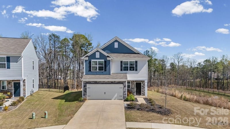 224 Eden Avenue, Mooresville, NC - 3 beds, 2.5 baths, 1,786 sqft - $399,999