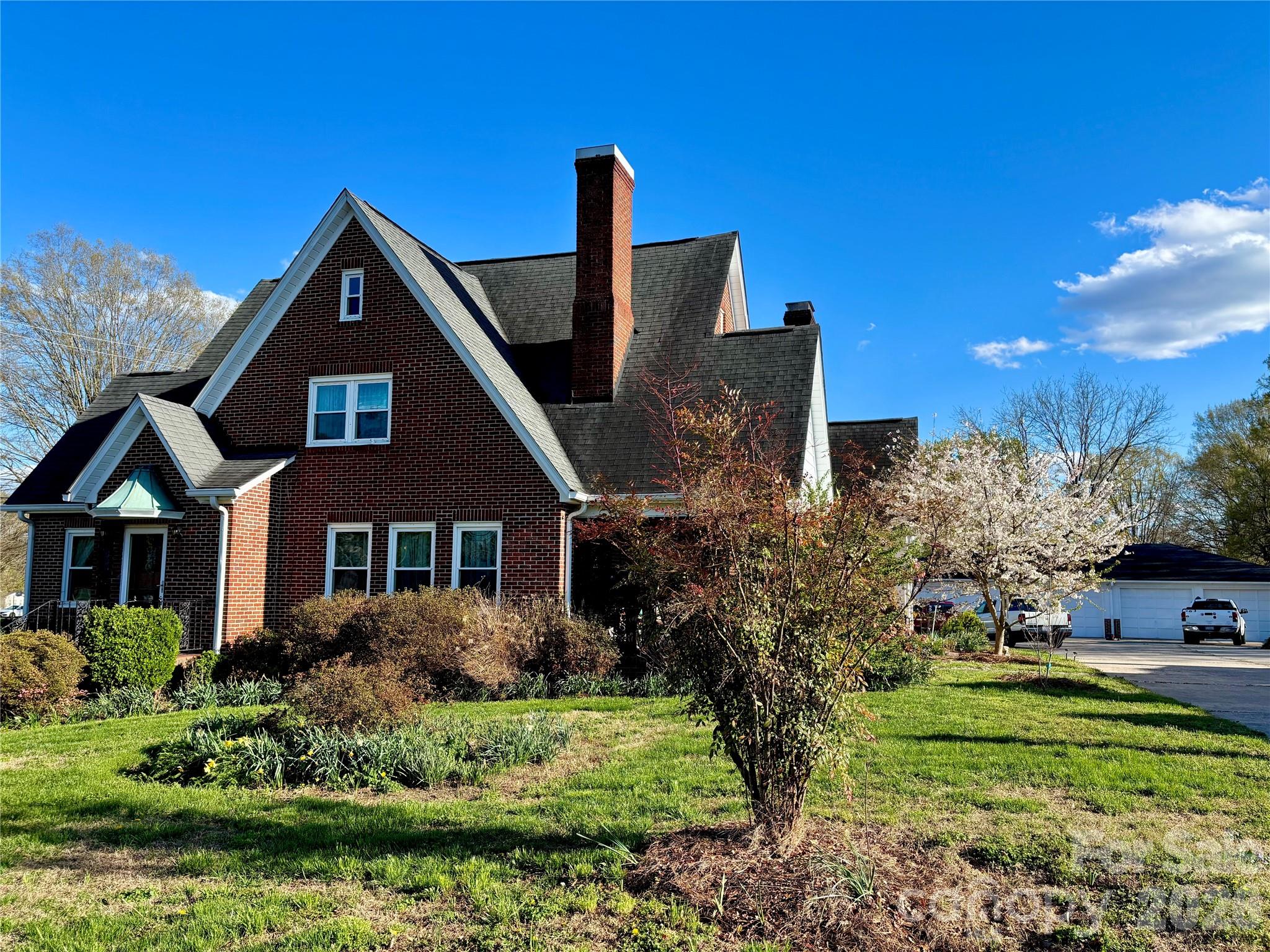 610 E Main Street, Cherryville, NC. property listing photo