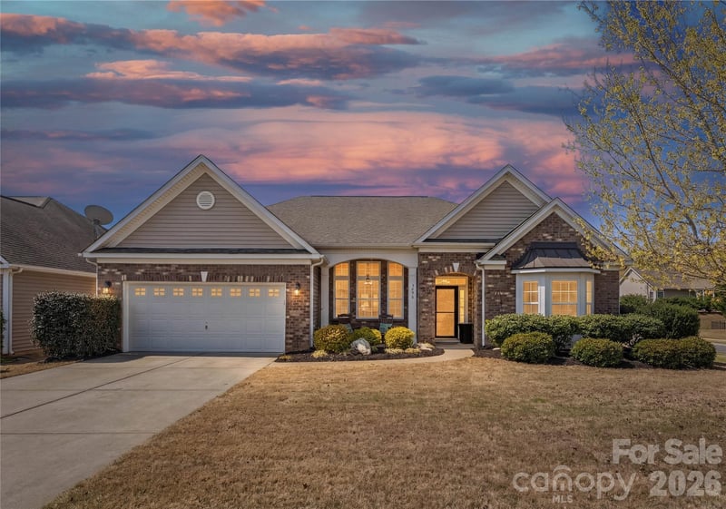 596 Rosemary Lane, Tega Cay, SC - 3 beds, 2 baths, 2,477 sqft - $585,000