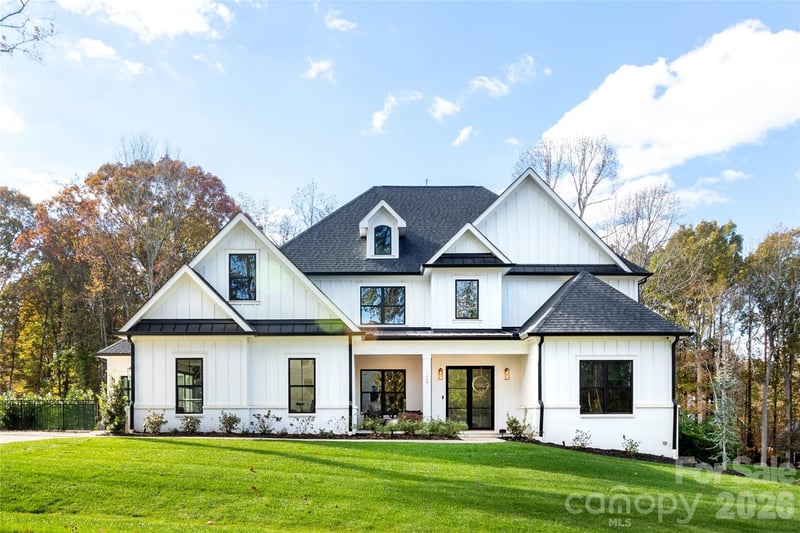 124 Direct Drive, Mooresville, NC - 4 beds, 5.5 baths, 6,198 sqft - $1,750,000
