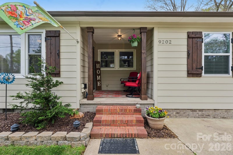9202 Elgin Drive, Charlotte, NC - 2 beds, 2 baths, 1,359 sqft - $360,000