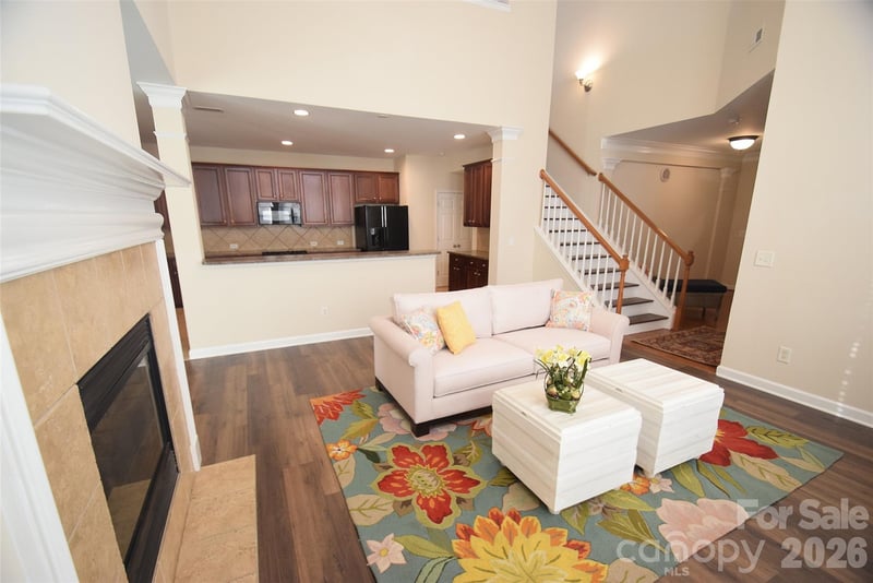 6631 Old Magnolia Lane, Mint Hill, NC - 3 beds, 2.5 baths, 2,428 sqft - $509,000