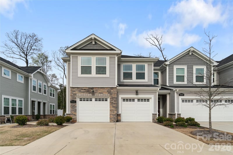 8032 Overmeadow Lane, Charlotte, NC - 3 beds, 2.5 baths, 1,837 sqft - $399,000