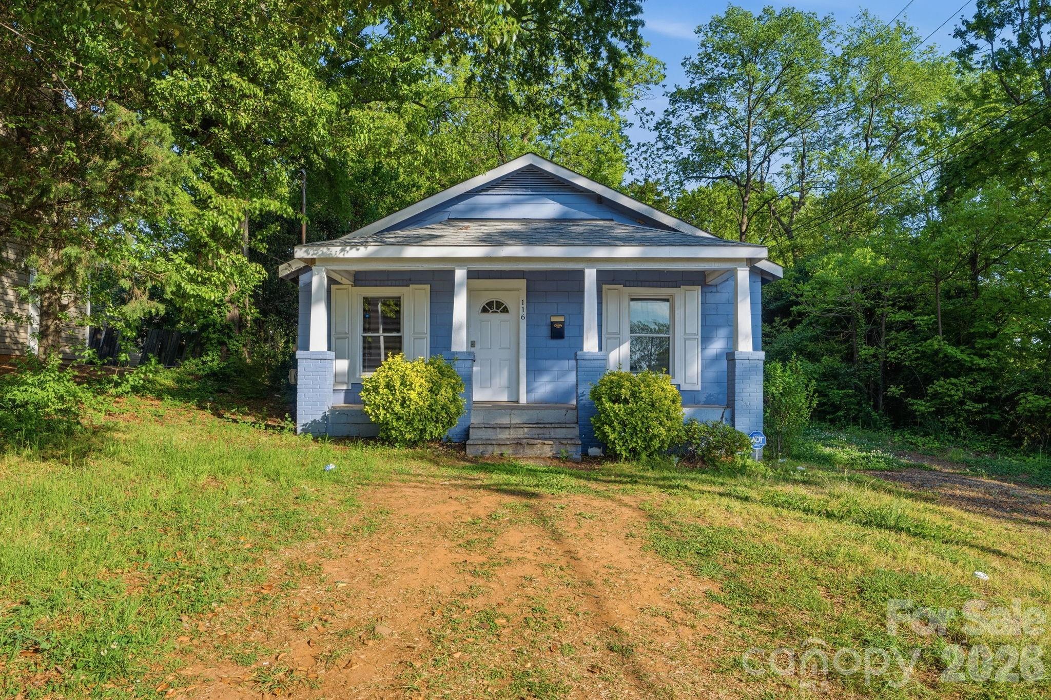 116 Honeywood, Charlotte, NC. property listing photo