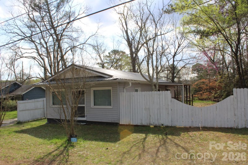 7282 NC Hwy 108 Highway E, Mill Spring, NC - 1 bed, 1 bath, 600 sqft - $125,000