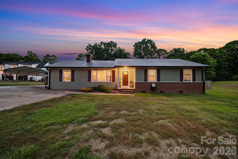 3832 Elkwood, Concord, NC - 3 beds, 2 baths, 1,573 sqft - $360,000