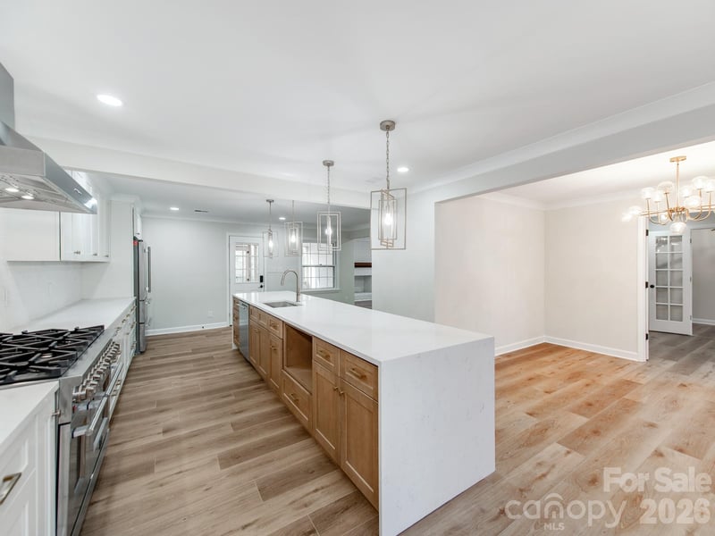 1632 Burtonwood Circle, Charlotte, NC - 4 beds, 3.5 baths, 4,808 sqft - $949,000