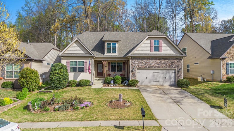 11824 Springpoint Lane, Charlotte, NC - 4 beds, 3 baths, 2,902 sqft - $565,000