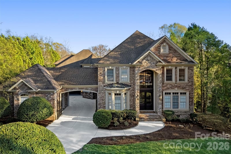 9805 Strike The Gold Lane, Waxhaw, NC - 5 beds, 5.5 baths, 5,832 sqft - $1,850,000